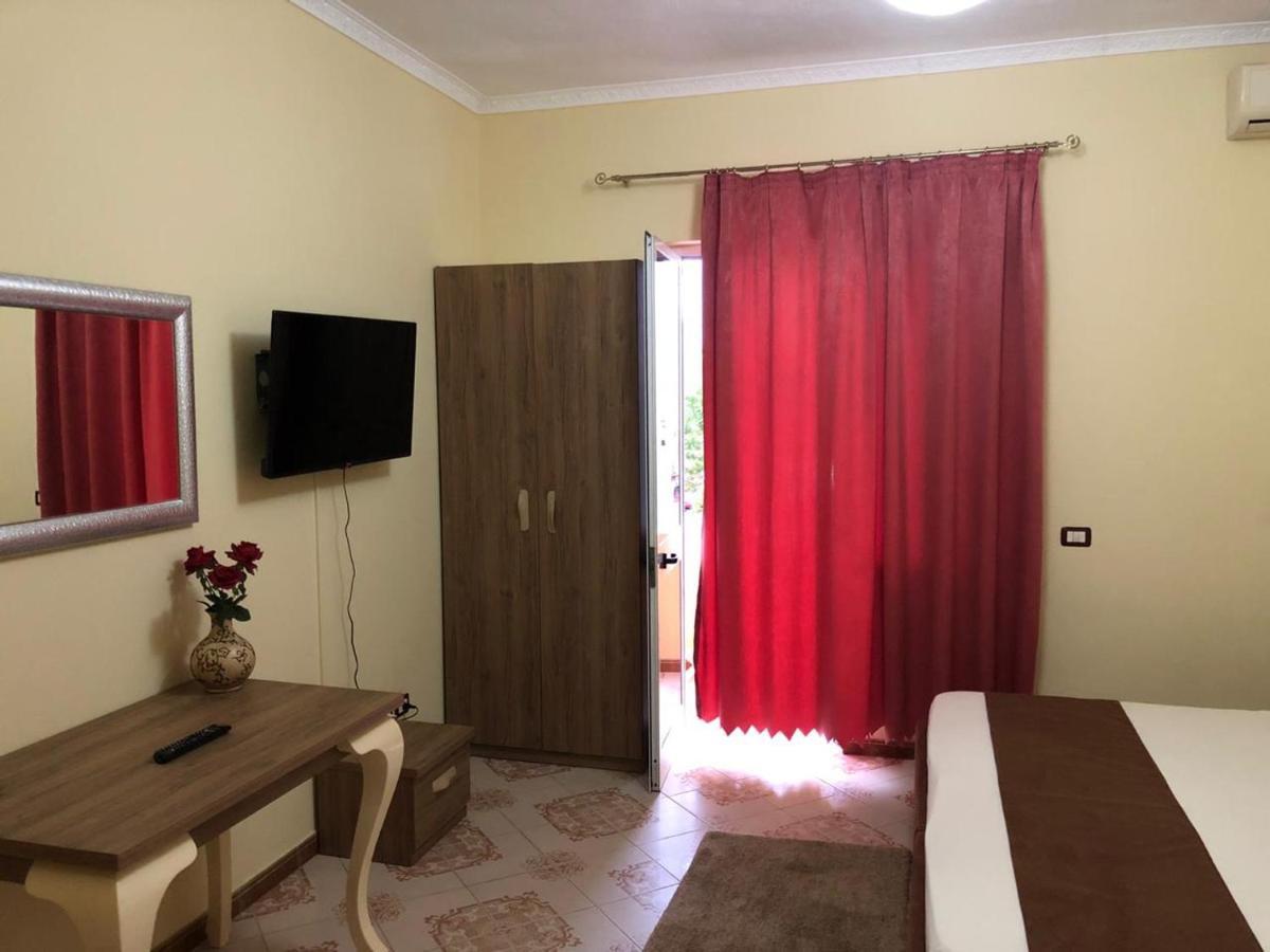 Vogli'S House Apartments & Rooms دراس المظهر الخارجي الصورة